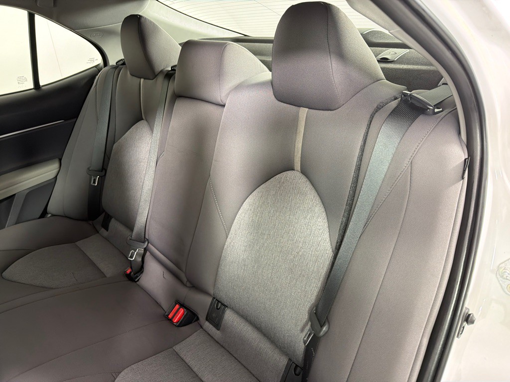2023 Toyota Camry Image 18