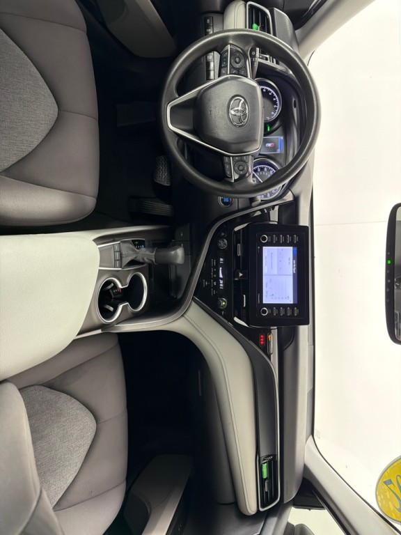 2023 Toyota Camry Image 23