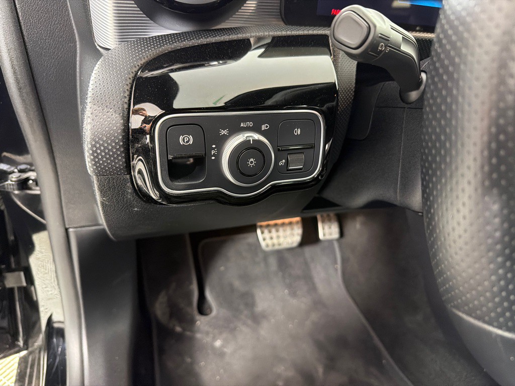 2022 Mercedes-Benz CLA-Class Image 15