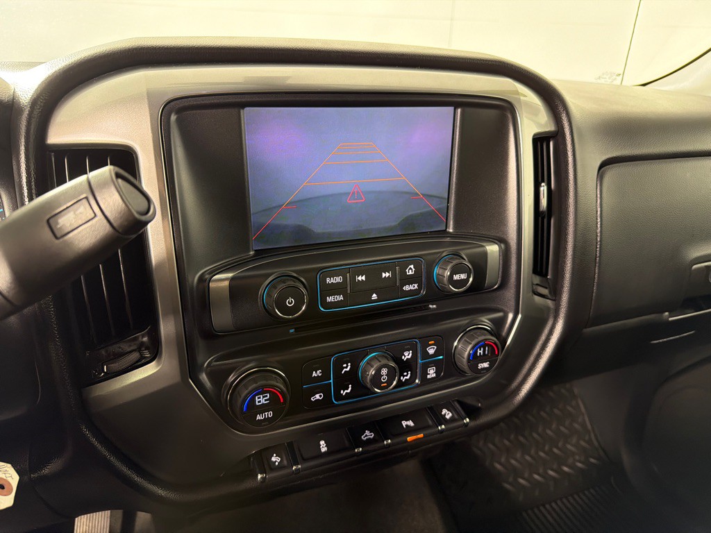 2015 Chevrolet Silverado 1500 Image 16
