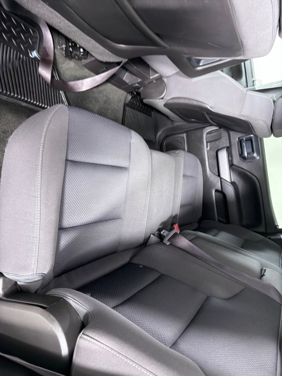 2015 Chevrolet Silverado 1500 Image 17