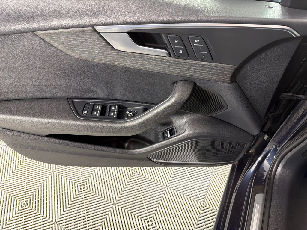 2018 Audi A4 Image 11