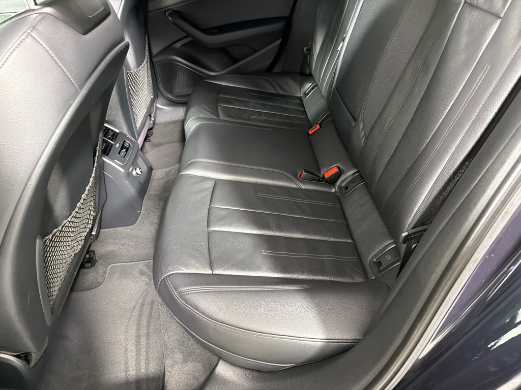 2018 Audi A4 Image 21