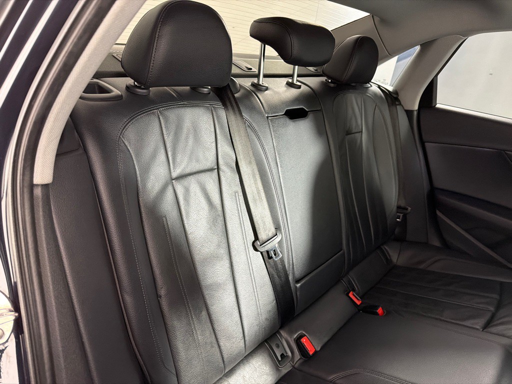 2018 Audi A4 Image 24
