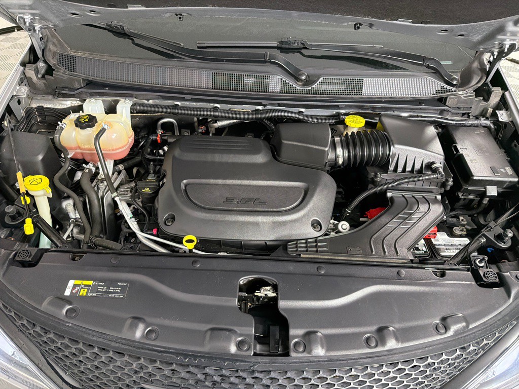 2020 Chrysler Pacifica Image 25