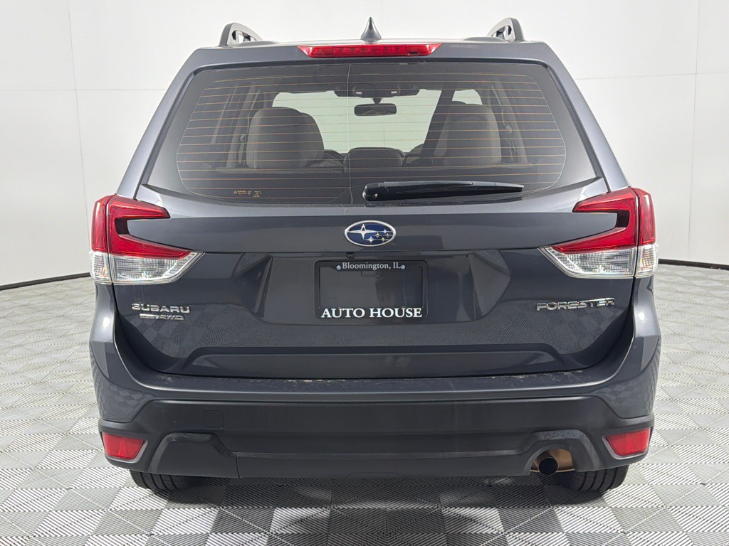 2023 Subaru Forester Image 6