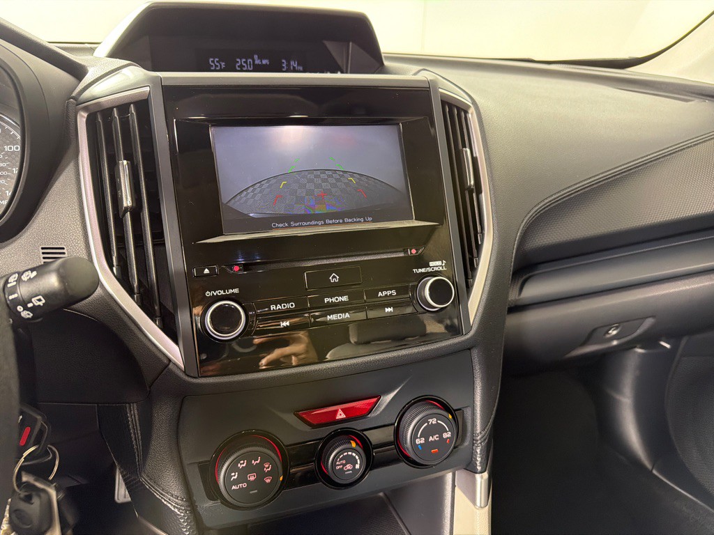 2023 Subaru Forester Image 17