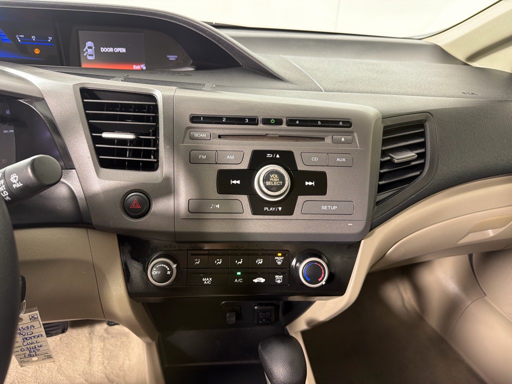 2012 Honda Civic Image 12