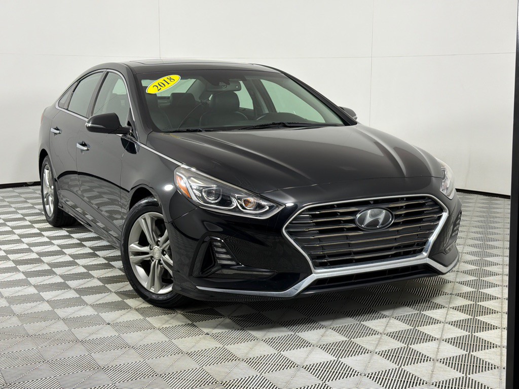 2018 Hyundai Sonata Image 2