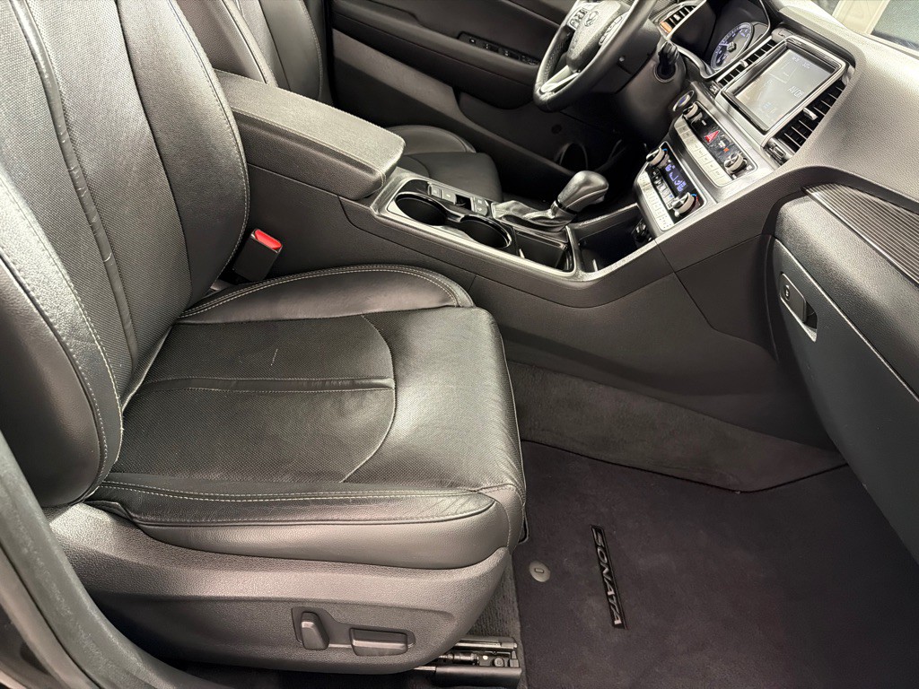 2018 Hyundai Sonata Image 22
