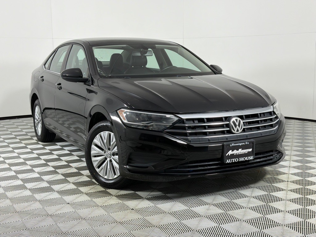 2021 Volkswagen Jetta Image 2