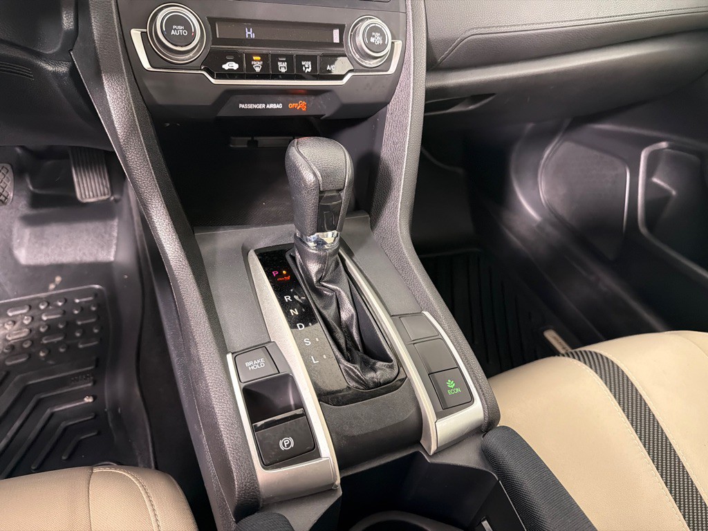 2016 Honda Civic Image 16