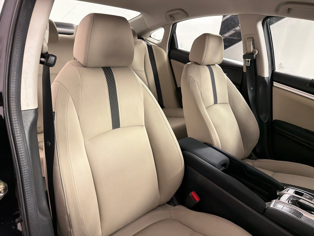 2016 Honda Civic Image 22