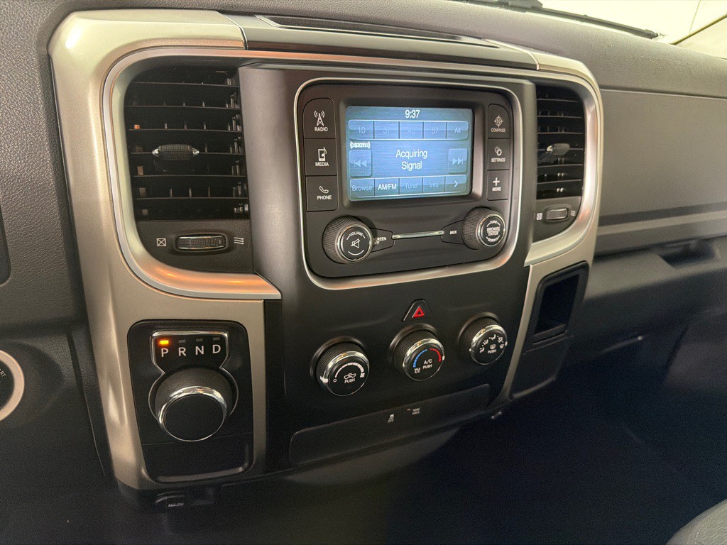 2016 RAM 1500 Image 14