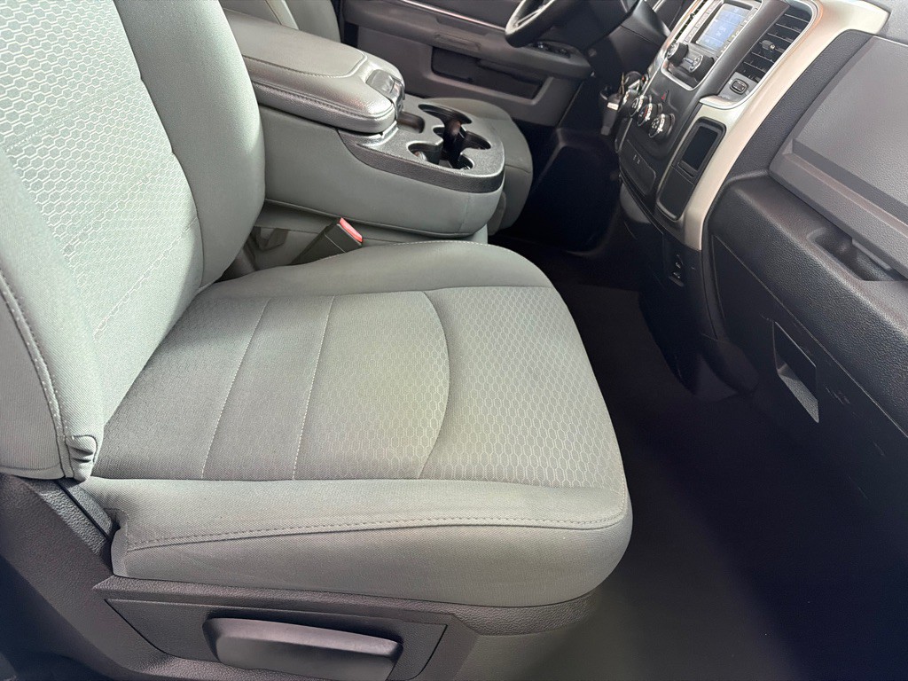 2016 RAM 1500 Image 17