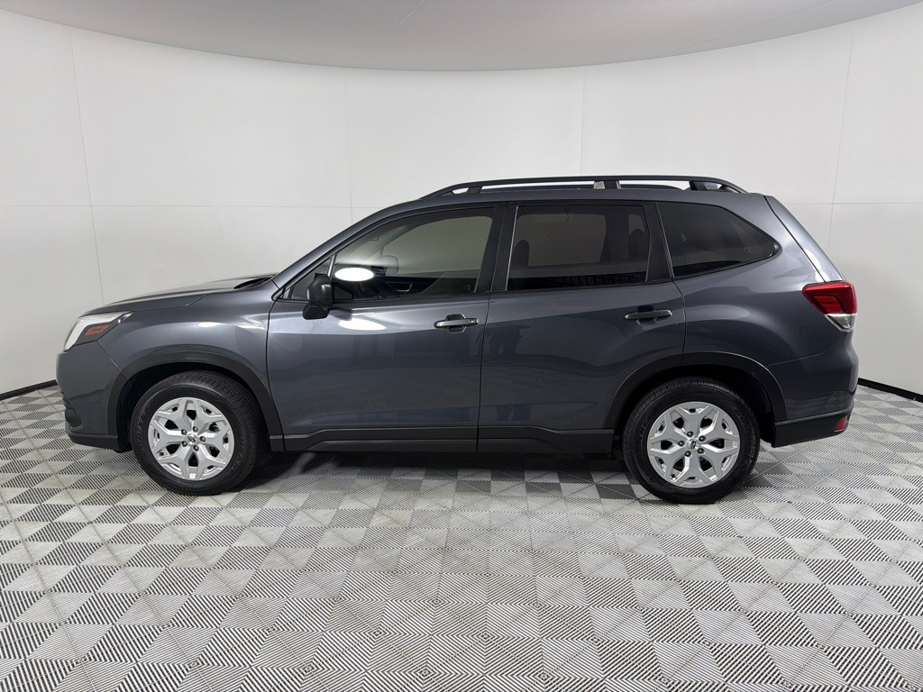 2023 Subaru Forester Image 8