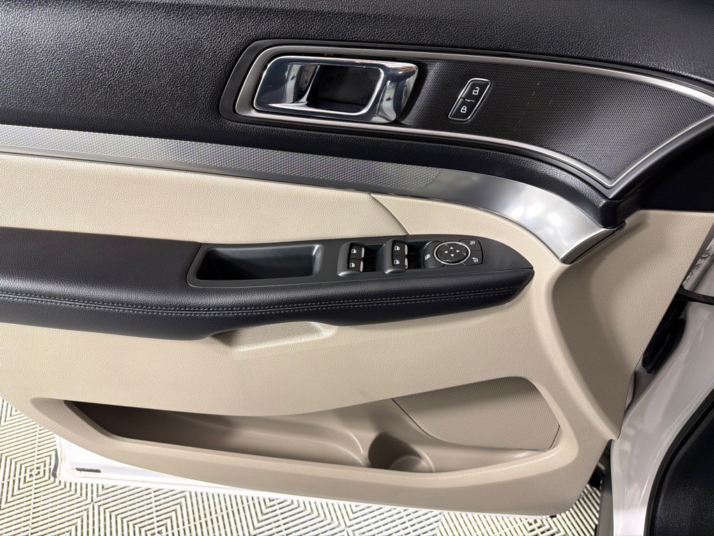 2019 Ford Explorer Image 11