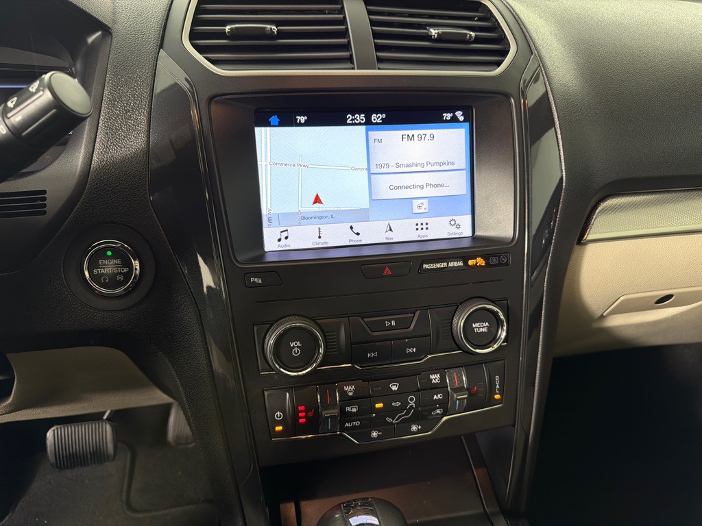2019 Ford Explorer Image 16