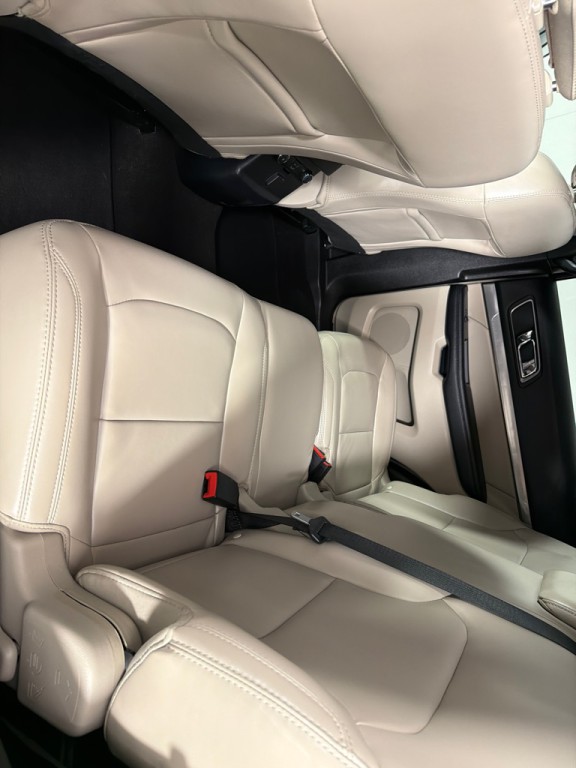 2019 Ford Explorer Image 19