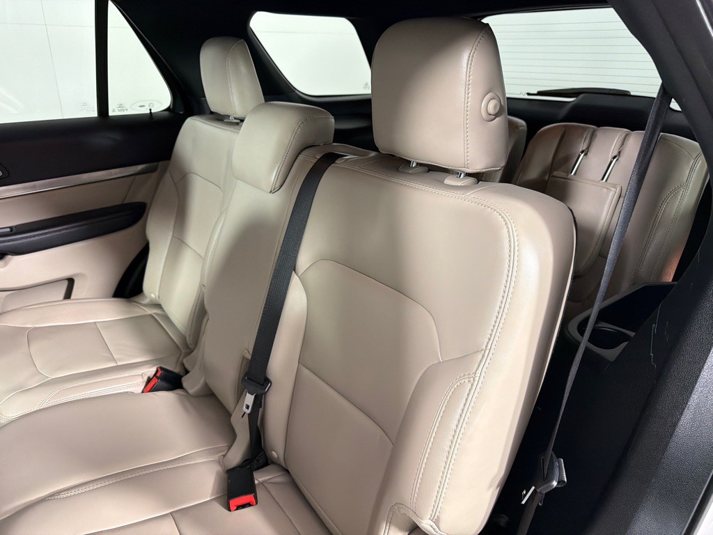 2019 Ford Explorer Image 20