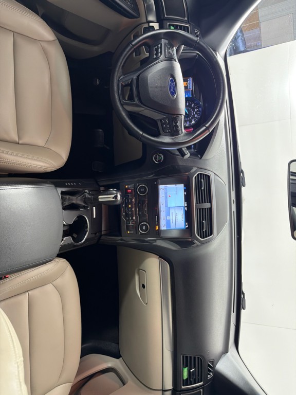 2019 Ford Explorer Image 27
