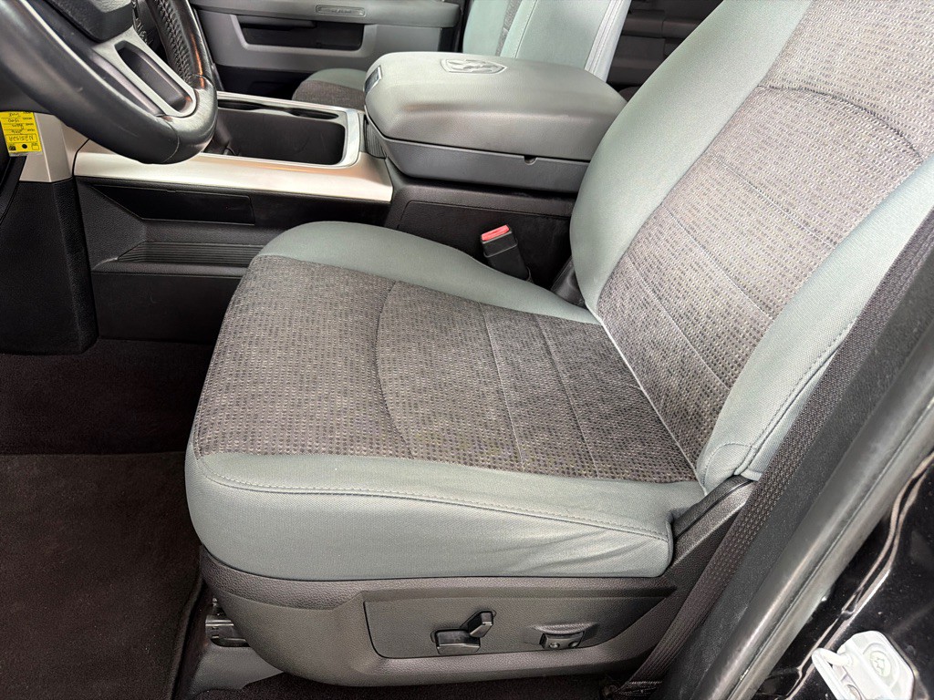 2016 RAM 1500 Image 11