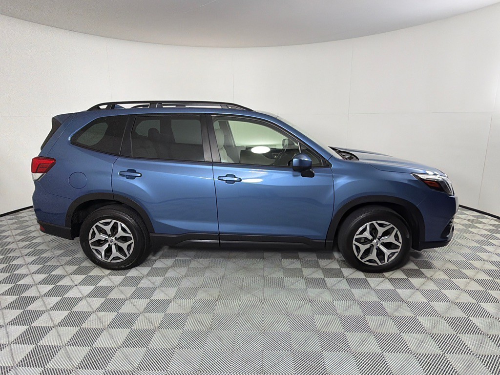 2022 Subaru Forester Image 4