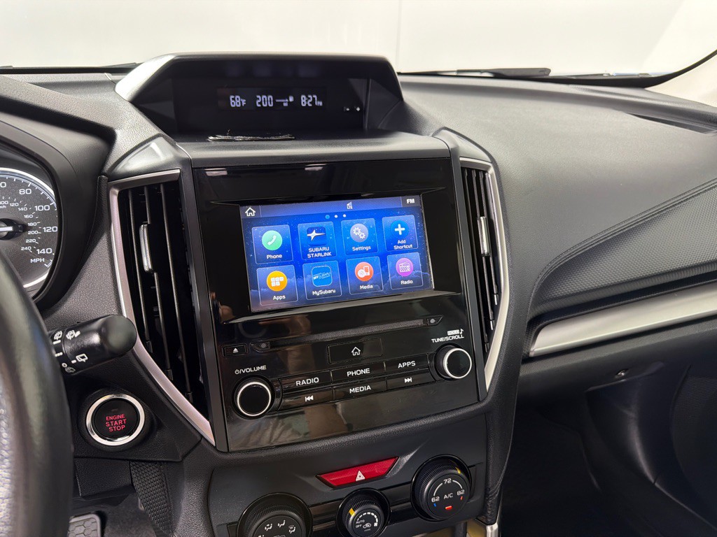 2022 Subaru Forester Image 17