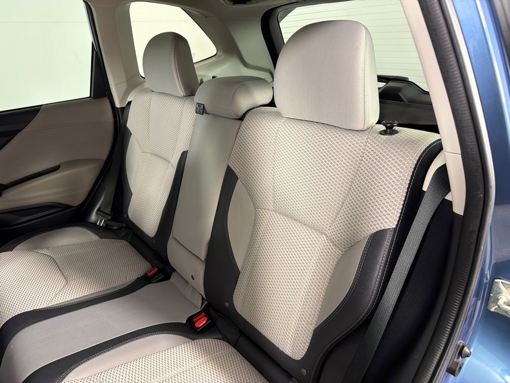 2022 Subaru Forester Image 21