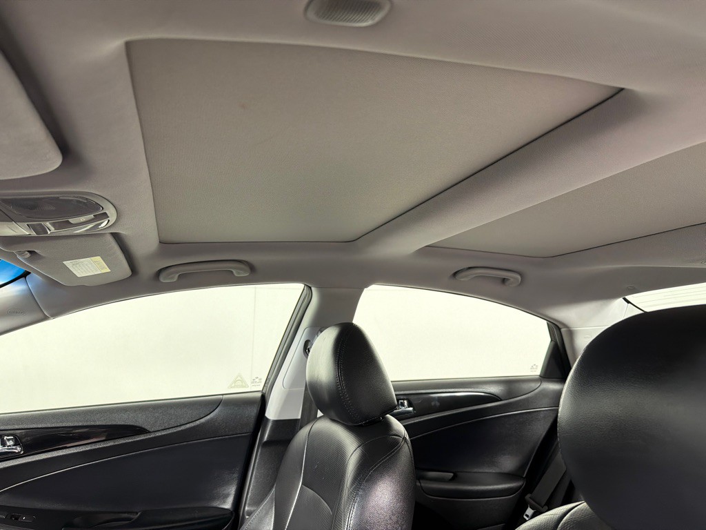 2012 Hyundai Sonata Image 12
