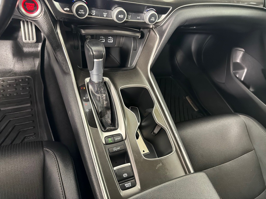 2021 Honda Accord Image 18