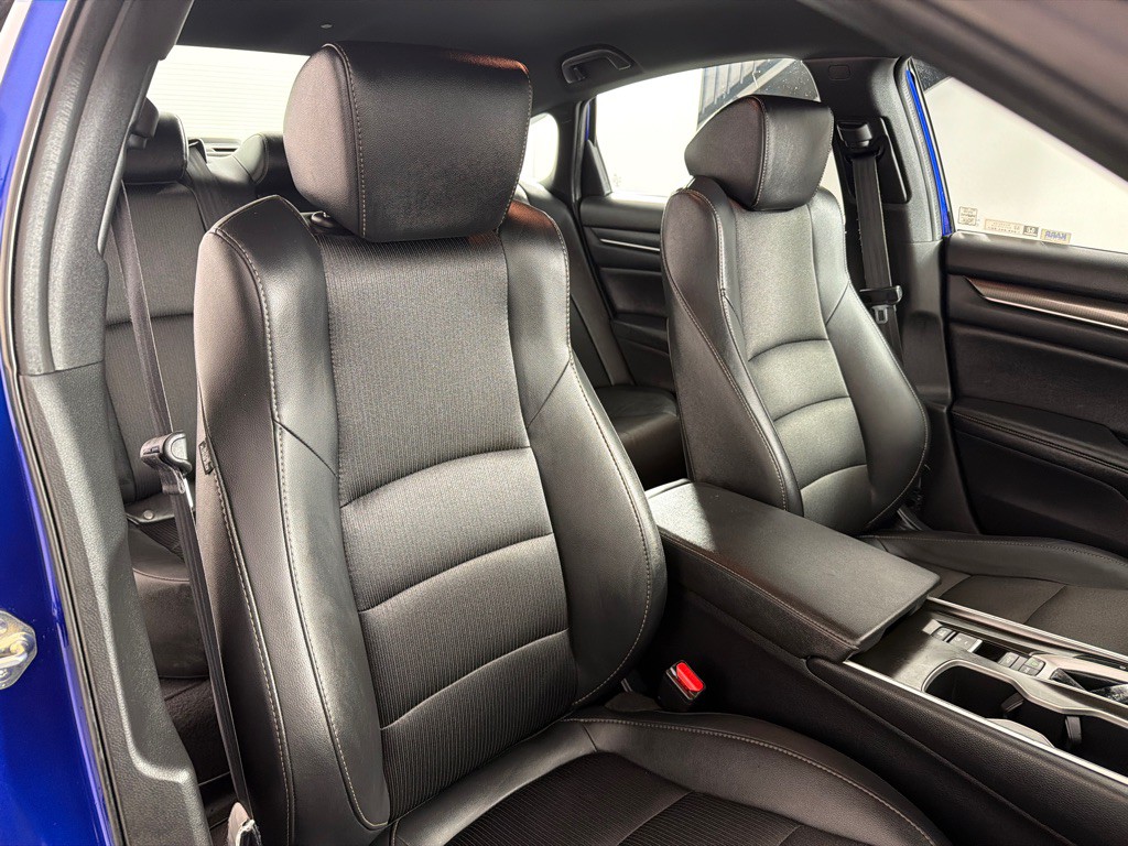 2021 Honda Accord Image 24