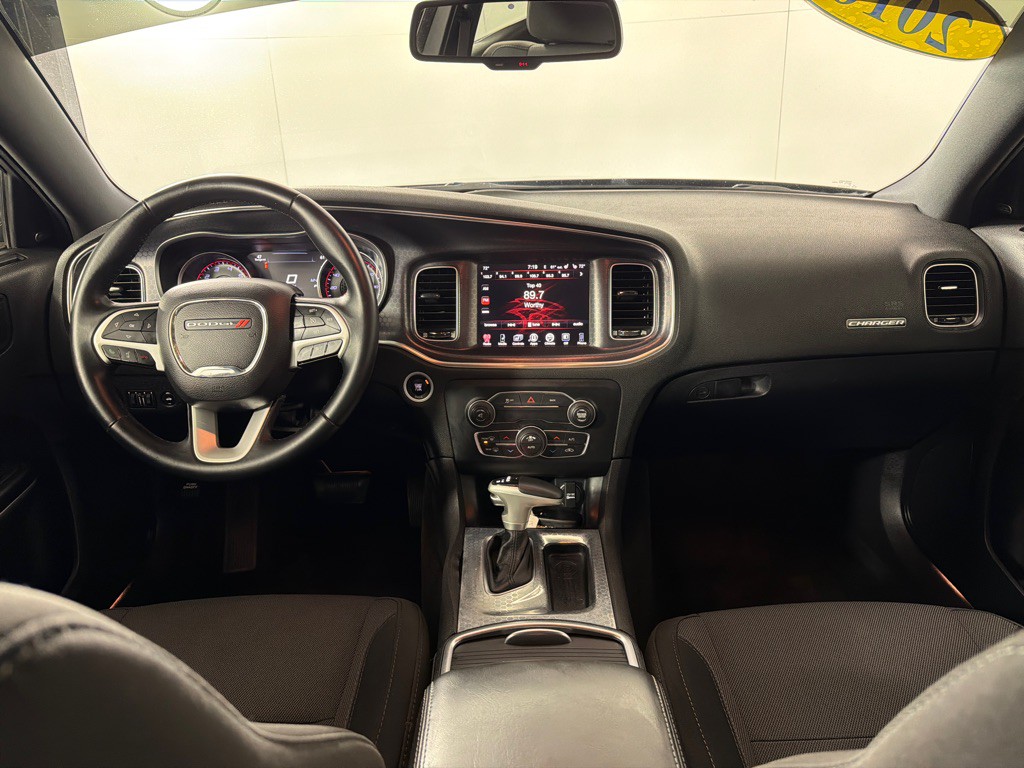 2016 Dodge Charger Image 24