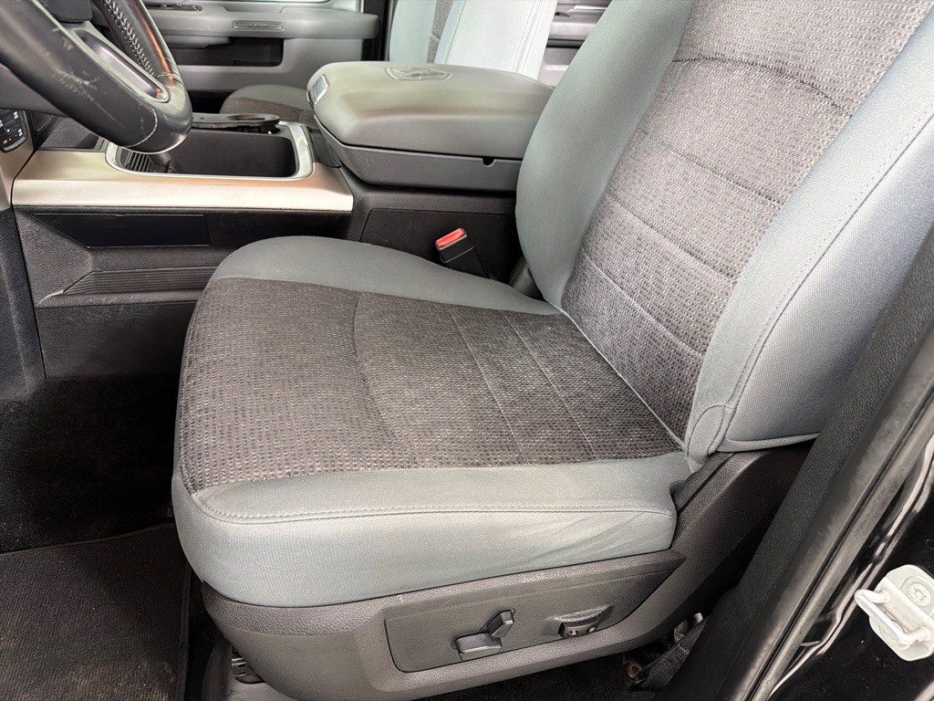 2017 RAM 1500 Image 9