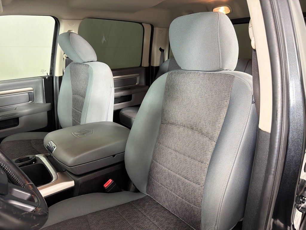 2017 RAM 1500 Image 10