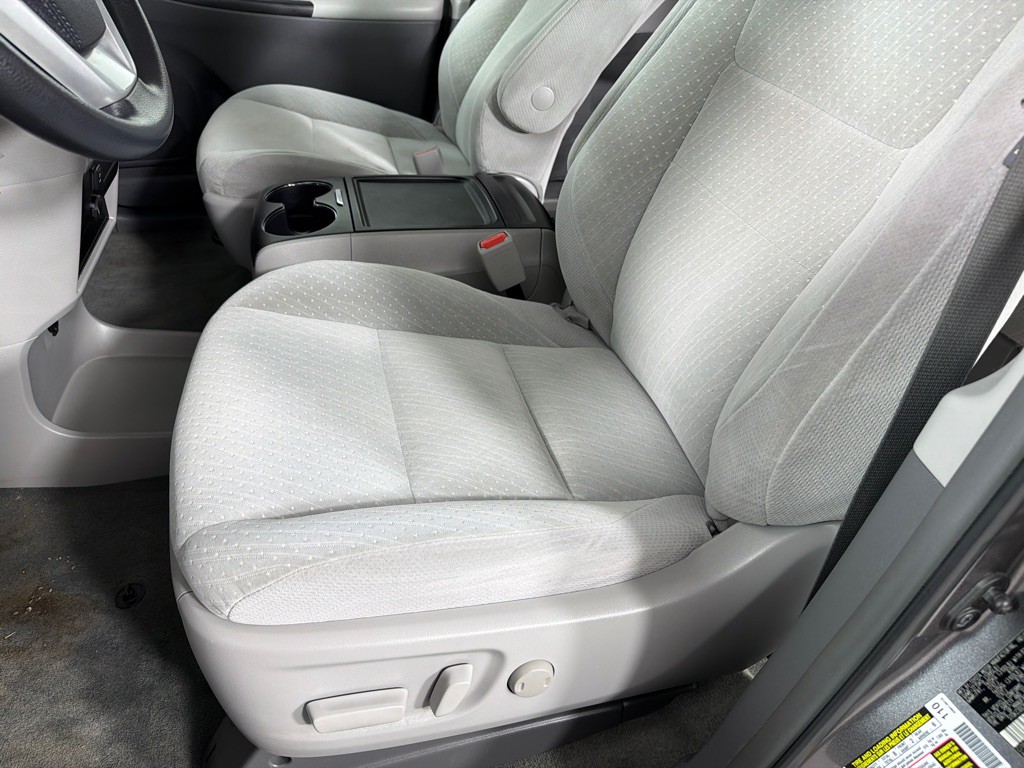 2018 Toyota Sienna Image 12