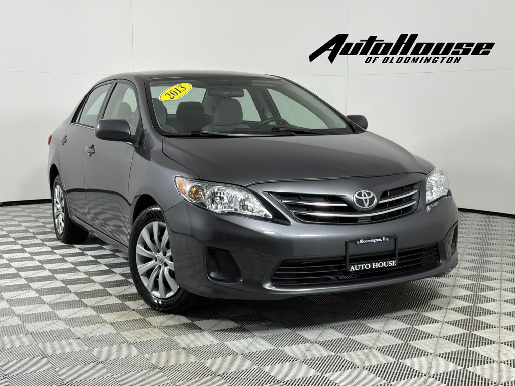 2013 Toyota Corolla Image 1