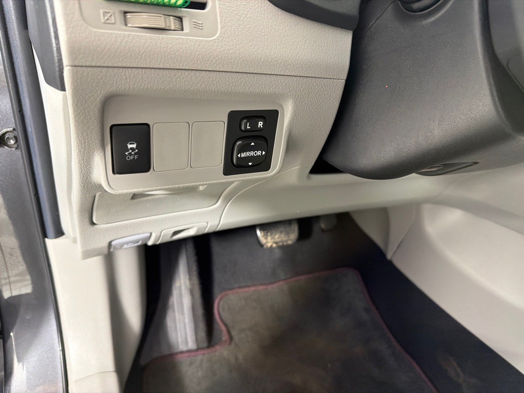 2013 Toyota Corolla Image 11