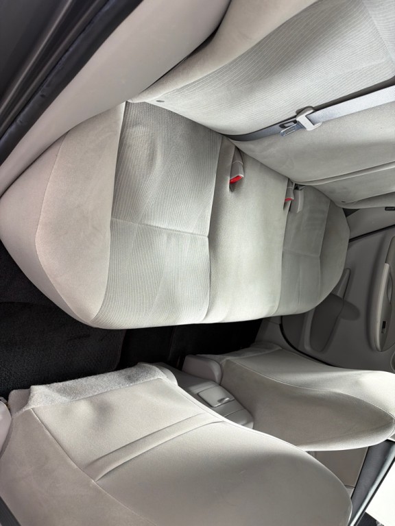 2013 Toyota Corolla Image 17