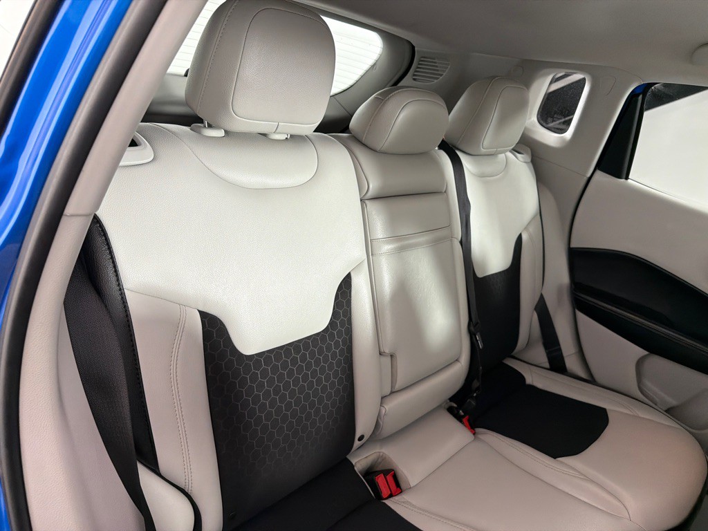 2018 Jeep Compass Image 23