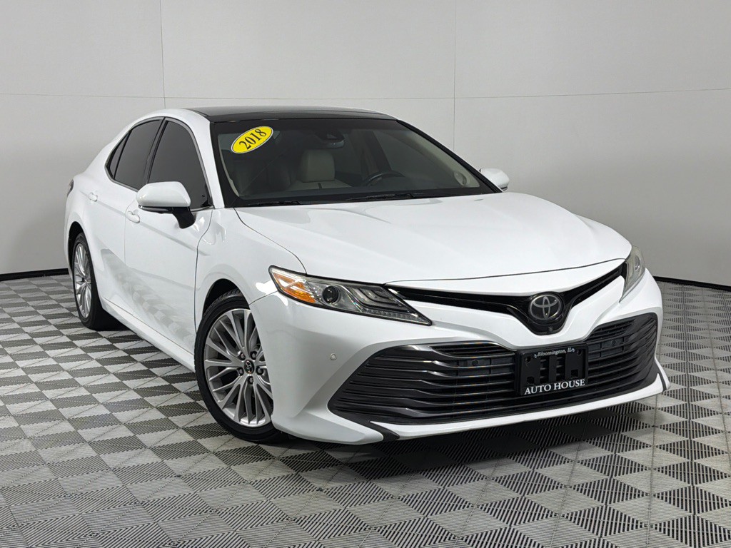 2018 Toyota Camry Image 2