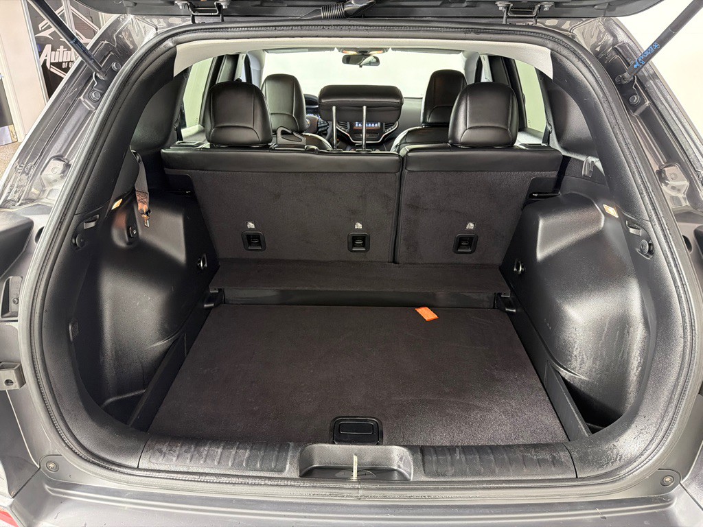 2020 Jeep Cherokee Image 21