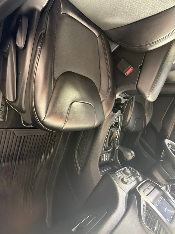 2020 Jeep Cherokee Image 24