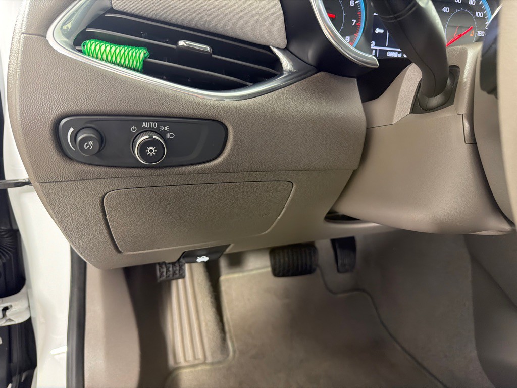 2020 Chevrolet Malibu Image 14