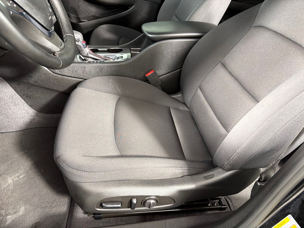 2023 Chevrolet Malibu Image 12
