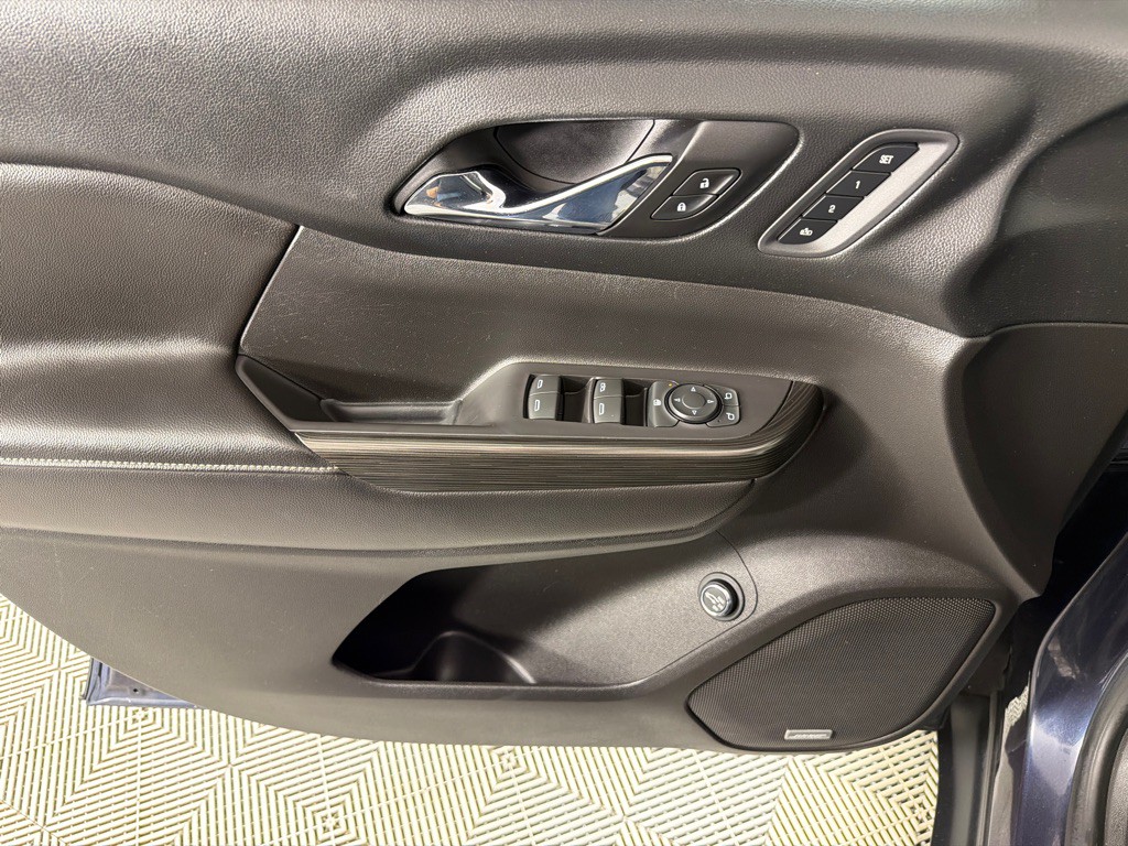 2018 GMC Acadia Image 10