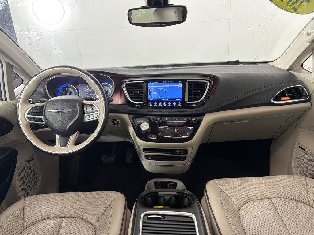 2017 Chrysler Pacifica Image 24