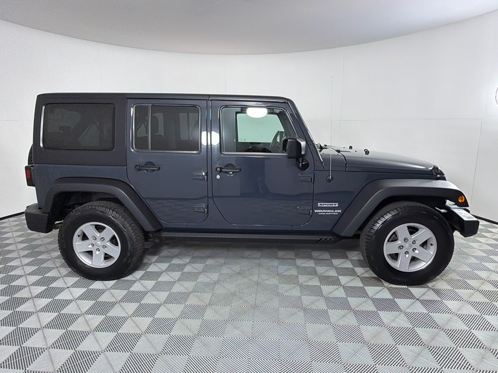 2017 Jeep Wrangler Unlimited Image 4