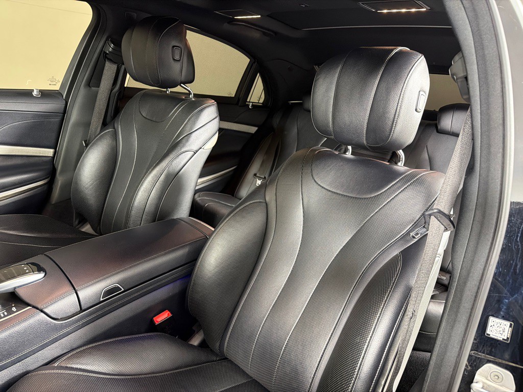 2015 Mercedes-Benz S-Class Image 12