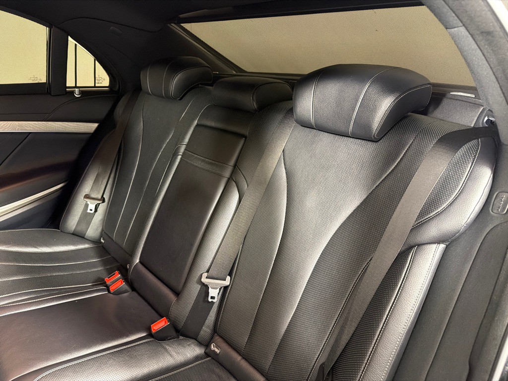 2015 Mercedes-Benz S-Class Image 19